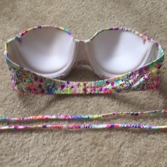 Victoria Secret bikini top - Picture 2 of 7